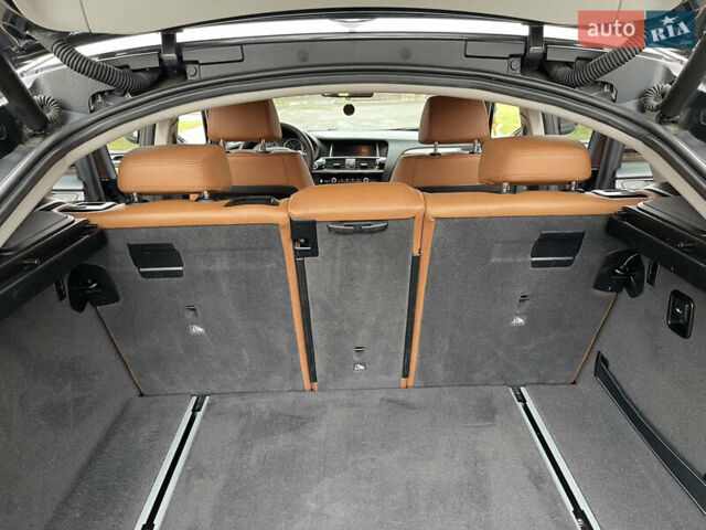 Сірий БМВ Х4, об'ємом двигуна 2 л та пробігом 250 тис. км за 15700 $, фото 33 на Automoto.ua