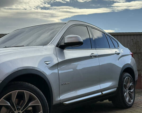 Сірий БМВ Х4, об'ємом двигуна 2 л та пробігом 105 тис. км за 24999 $, фото 7 на Automoto.ua