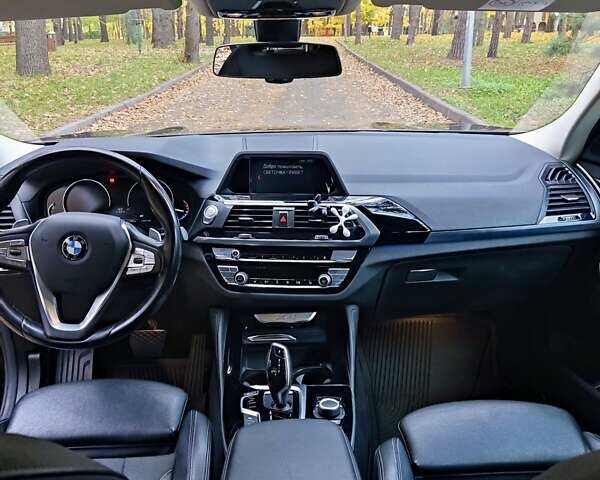 БМВ Х4 2018 в Киеве на Automoto.ua Серый БМВ Х4, объемом двигателя 2 л и пробегом 142 тыс. км за 31500 $, фото 12 на Automoto.ua