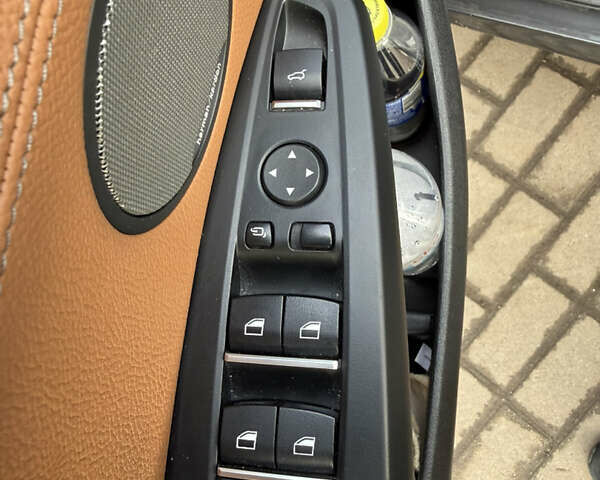 Серый БМВ Х4, объемом двигателя 3 л и пробегом 105 тыс. км за 27499 $, фото 14 на Automoto.ua