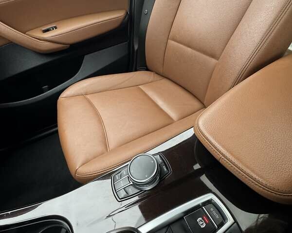 Серый БМВ Х4, объемом двигателя 2 л и пробегом 110 тыс. км за 30000 $, фото 5 на Automoto.ua