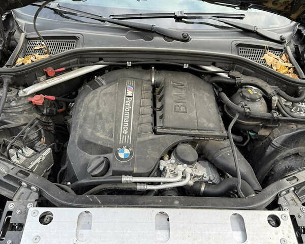 Серый БМВ Х4, объемом двигателя 3 л и пробегом 105 тыс. км за 27499 $, фото 10 на Automoto.ua