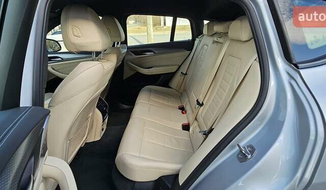 БМВ Х4 2019 в Тернополе на Automoto.ua Серый БМВ Х4, объемом двигателя 3 л и пробегом 155 тыс. км за 47700 $, фото 48 на Automoto.ua