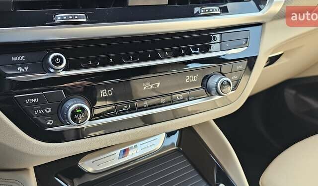 БМВ Х4 2019 в Тернополе на Automoto.ua Серый БМВ Х4, объемом двигателя 3 л и пробегом 155 тыс. км за 47700 $, фото 13 на Automoto.ua