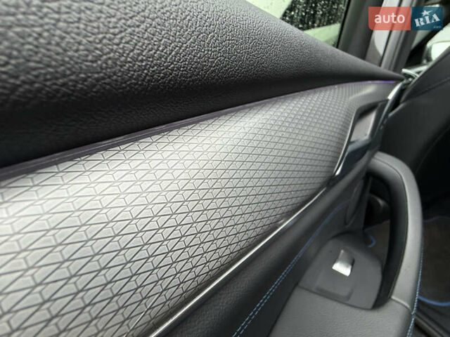 Сірий БМВ Х4, об'ємом двигуна 2 л та пробігом 95 тис. км за 39999 $, фото 29 на Automoto.ua