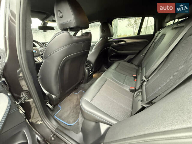 Сірий БМВ Х4, об'ємом двигуна 2 л та пробігом 95 тис. км за 39999 $, фото 28 на Automoto.ua