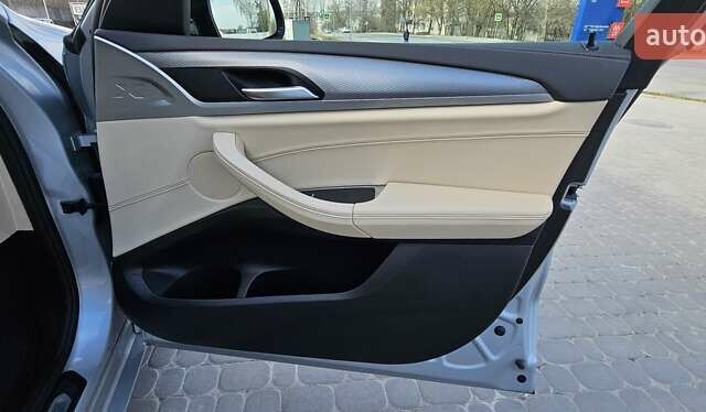 БМВ Х4 2019 в Тернополе на Automoto.ua Серый БМВ Х4, объемом двигателя 3 л и пробегом 155 тыс. км за 47700 $, фото 33 на Automoto.ua