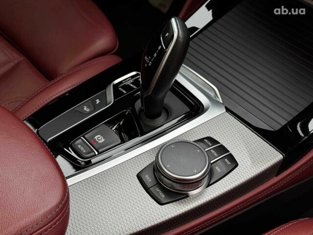 Серый БМВ Х4, объемом двигателя 3 л и пробегом 120 тыс. км за 42790 $, фото 49 на Automoto.ua