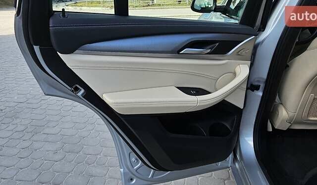 БМВ Х4 2019 в Тернополе на Automoto.ua Серый БМВ Х4, объемом двигателя 3 л и пробегом 155 тыс. км за 47700 $, фото 49 на Automoto.ua