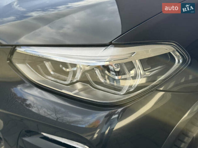 Серый БМВ Х4, объемом двигателя 2 л и пробегом 101 тыс. км за 40000 $, фото 35 на Automoto.ua