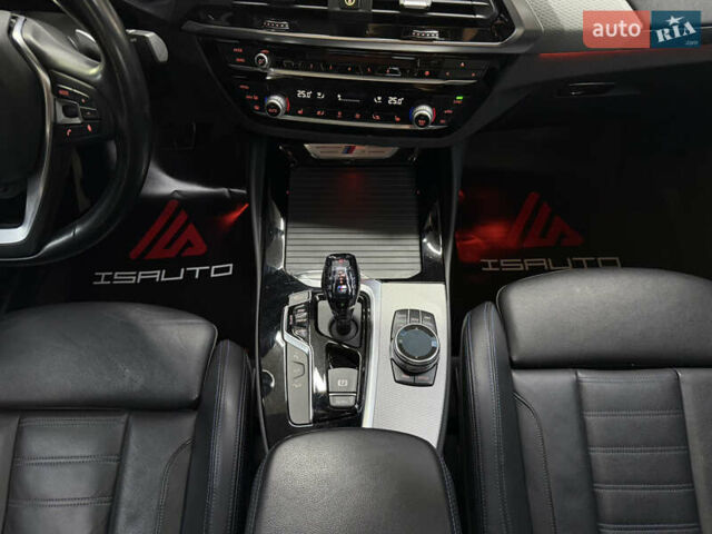 Серый БМВ Х4, объемом двигателя 3 л и пробегом 59 тыс. км за 45900 $, фото 25 на Automoto.ua