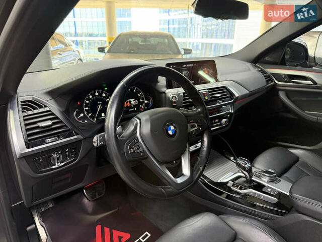 Серый БМВ Х4, объемом двигателя 3 л и пробегом 59 тыс. км за 45900 $, фото 26 на Automoto.ua