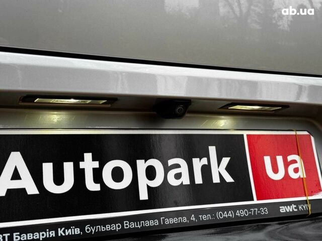 Серый БМВ Х4, объемом двигателя 3 л и пробегом 120 тыс. км за 42790 $, фото 11 на Automoto.ua