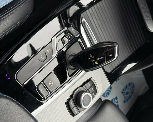 Сірий БМВ Х4, об'ємом двигуна 2 л та пробігом 95 тис. км за 39999 $, фото 47 на Automoto.ua