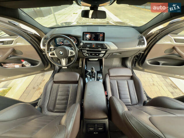 Серый БМВ Х4, объемом двигателя 3 л и пробегом 151 тыс. км за 53400 $, фото 28 на Automoto.ua