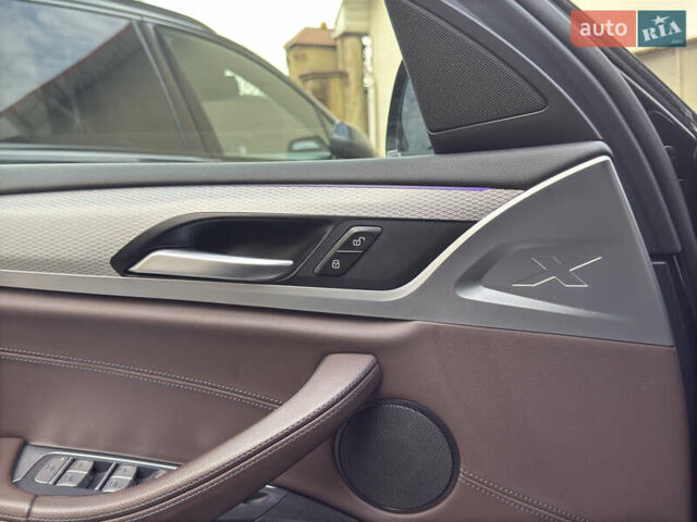 Серый БМВ Х4, объемом двигателя 3 л и пробегом 151 тыс. км за 53400 $, фото 71 на Automoto.ua