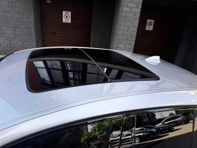 Сірий БМВ Х4, об'ємом двигуна 2 л та пробігом 43 тис. км за 48800 $, фото 6 на Automoto.ua