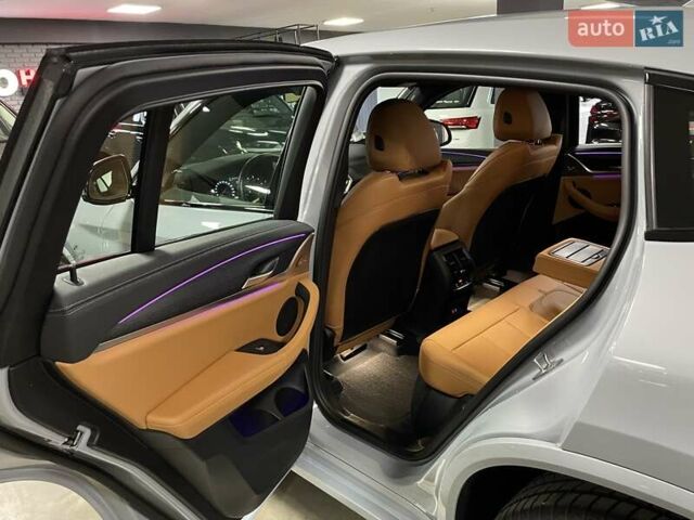 Серый БМВ Х4, объемом двигателя 2 л и пробегом 2 тыс. км за 65700 $, фото 32 на Automoto.ua