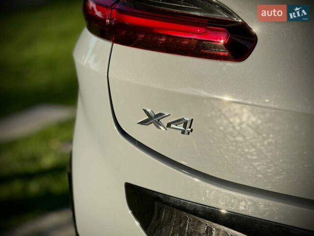 Сірий БМВ Х4, об'ємом двигуна 2.99 л та пробігом 18 тис. км за 68000 $, фото 25 на Automoto.ua