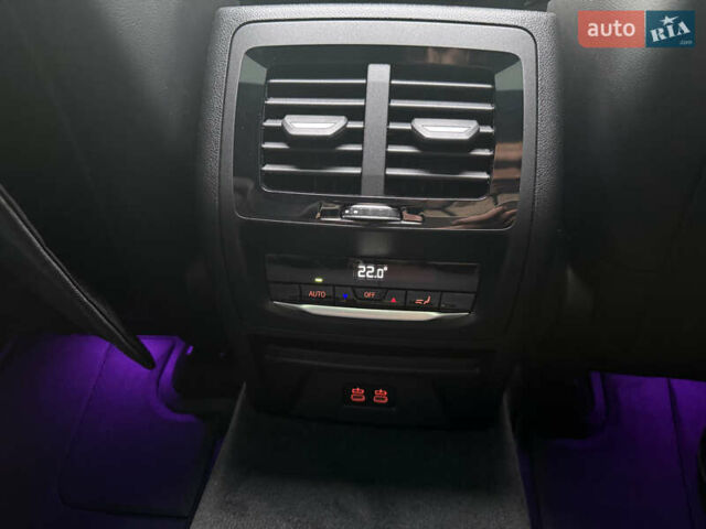 Сірий БМВ Х4, об'ємом двигуна 2 л та пробігом 9 тис. км за 65000 $, фото 27 на Automoto.ua