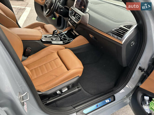 Серый БМВ Х4, объемом двигателя 2.99 л и пробегом 21 тыс. км за 67500 $, фото 26 на Automoto.ua