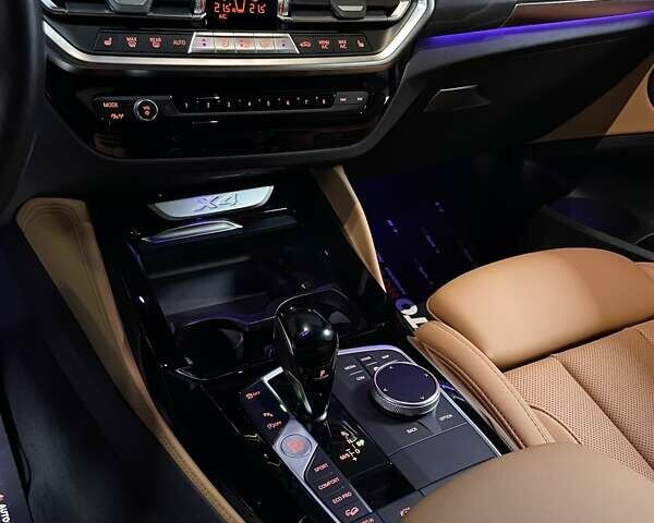 Серый БМВ Х4, объемом двигателя 2 л и пробегом 2 тыс. км за 65700 $, фото 66 на Automoto.ua