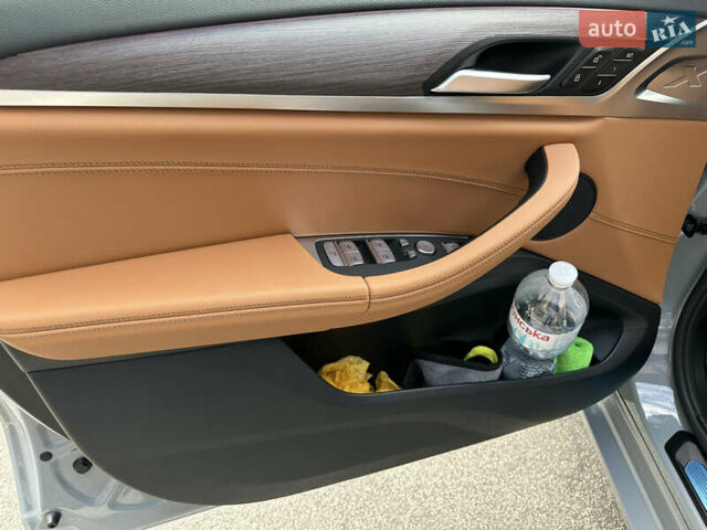 Серый БМВ Х4, объемом двигателя 2.99 л и пробегом 21 тыс. км за 67500 $, фото 15 на Automoto.ua