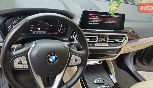 Серый БМВ Х4, объемом двигателя 2 л и пробегом 98 тыс. км за 49500 $, фото 9 на Automoto.ua