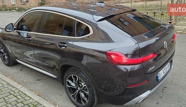Серый БМВ Х4, объемом двигателя 2 л и пробегом 98 тыс. км за 49500 $, фото 3 на Automoto.ua