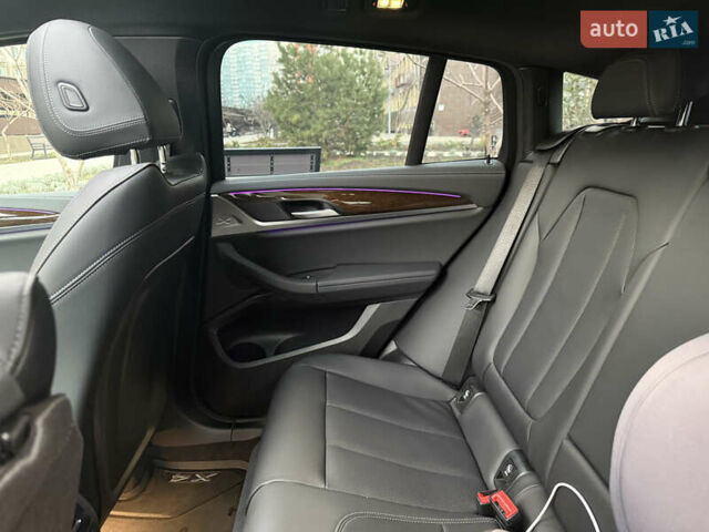 Сірий БМВ Х4, об'ємом двигуна 2 л та пробігом 9 тис. км за 65000 $, фото 24 на Automoto.ua