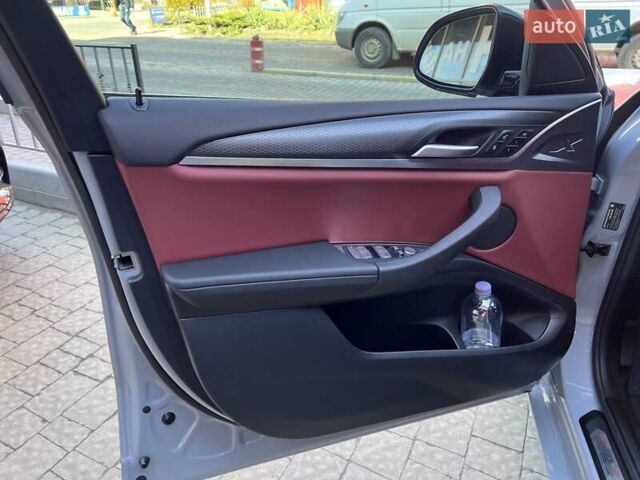 Серый БМВ Х4, объемом двигателя 2 л и пробегом 22 тыс. км за 59900 $, фото 12 на Automoto.ua