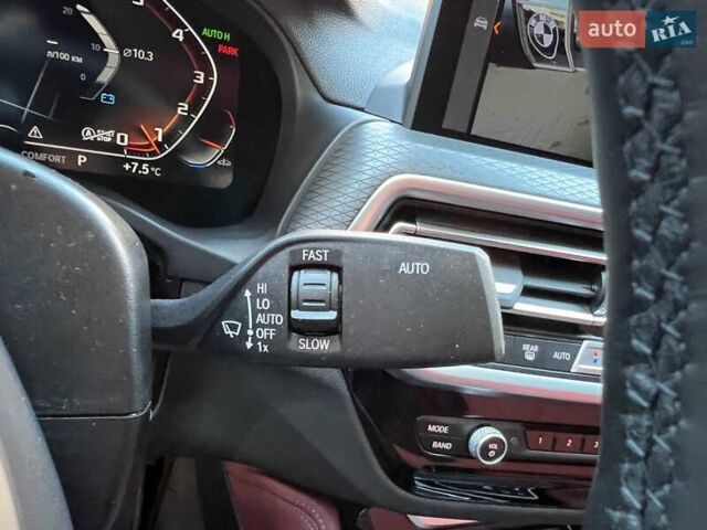 Серый БМВ Х4, объемом двигателя 2 л и пробегом 22 тыс. км за 59900 $, фото 24 на Automoto.ua