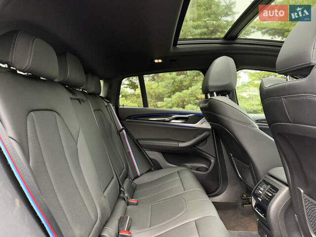 Серый БМВ Х4, объемом двигателя 2 л и пробегом 56 тыс. км за 48000 $, фото 23 на Automoto.ua