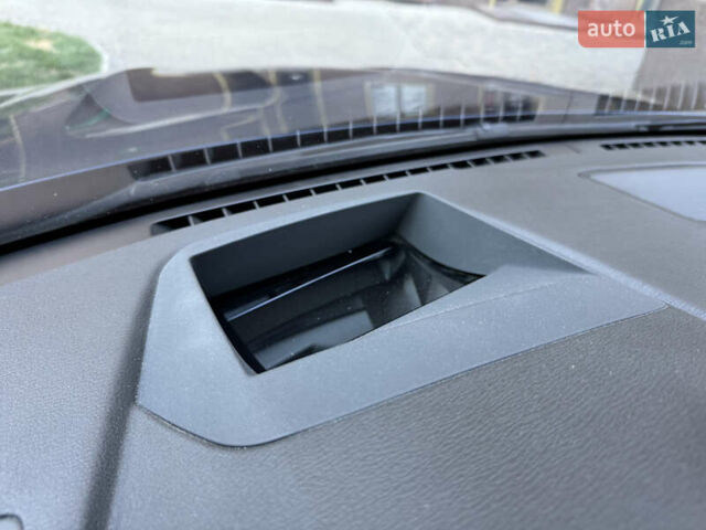 Синий БМВ Х4, объемом двигателя 2 л и пробегом 150 тыс. км за 24900 $, фото 18 на Automoto.ua