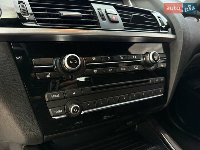 Синій БМВ Х4, об'ємом двигуна 2.98 л та пробігом 130 тис. км за 28300 $, фото 30 на Automoto.ua