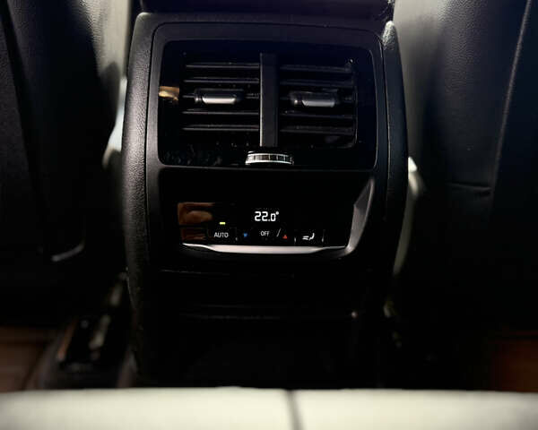 БМВ Х4 2018 в Каменце-Подольском на Automoto.ua Синий БМВ Х4, объемом двигателя 2 л и пробегом 124 тыс. км за 39700 $, фото 23 на Automoto.ua