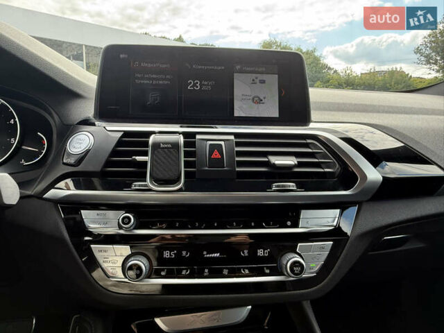 БМВ Х4 2018 в Каменце-Подольском на Automoto.ua Синий БМВ Х4, объемом двигателя 2 л и пробегом 124 тыс. км за 39700 $, фото 47 на Automoto.ua