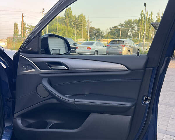 Синій БМВ Х4, об'ємом двигуна 2 л та пробігом 85 тис. км за 42520 $, фото 18 на Automoto.ua
