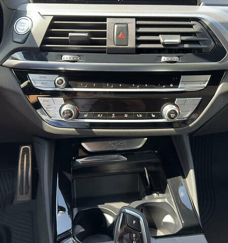 Синій БМВ Х4, об'ємом двигуна 2 л та пробігом 85 тис. км за 42520 $, фото 28 на Automoto.ua