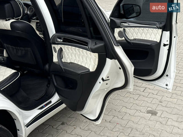 Белый БМВ Х5 М, объемом двигателя 4.39 л и пробегом 161 тыс. км за 19500 $, фото 62 на Automoto.ua