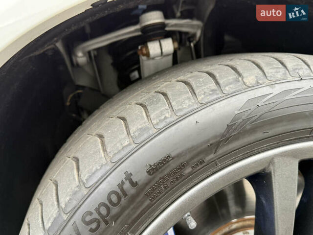 Белый БМВ Х5 М, объемом двигателя 4.39 л и пробегом 161 тыс. км за 19500 $, фото 26 на Automoto.ua