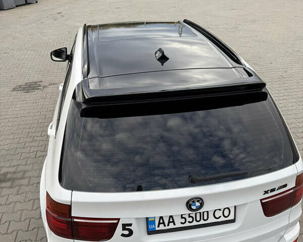 Белый БМВ Х5 М, объемом двигателя 4.39 л и пробегом 161 тыс. км за 19500 $, фото 11 на Automoto.ua