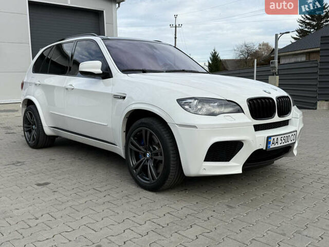 Белый БМВ Х5 М, объемом двигателя 4.39 л и пробегом 161 тыс. км за 19500 $, фото 6 на Automoto.ua