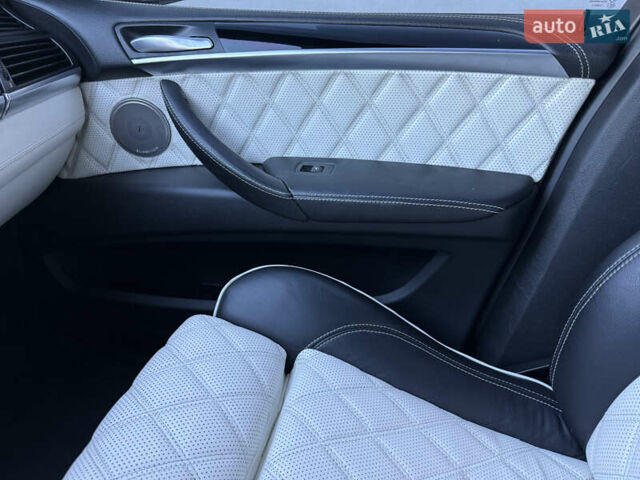 Белый БМВ Х5 М, объемом двигателя 4.39 л и пробегом 161 тыс. км за 19500 $, фото 100 на Automoto.ua