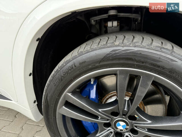 Белый БМВ Х5 М, объемом двигателя 4.39 л и пробегом 161 тыс. км за 19500 $, фото 23 на Automoto.ua