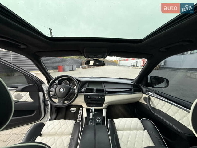 Белый БМВ Х5 М, объемом двигателя 4.39 л и пробегом 161 тыс. км за 19500 $, фото 1 на Automoto.ua