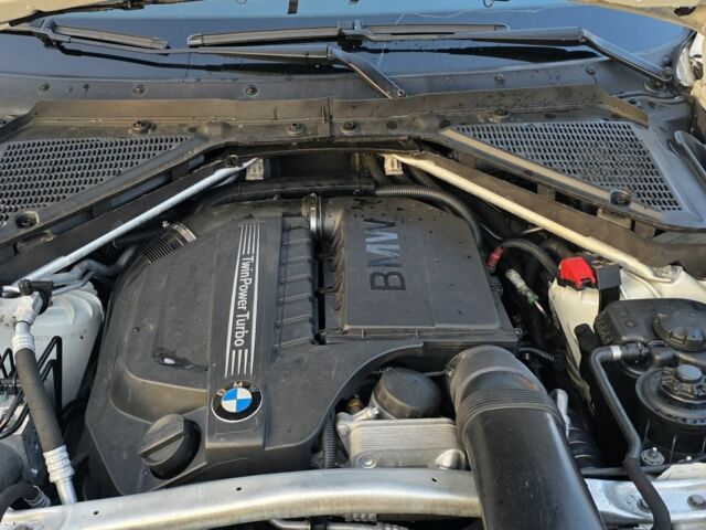 Белый БМВ Х5 М, объемом двигателя 3 л и пробегом 176 тыс. км за 15500 $, фото 15 на Automoto.ua