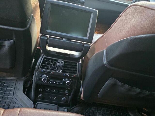 Белый БМВ Х5 М, объемом двигателя 3 л и пробегом 176 тыс. км за 15500 $, фото 12 на Automoto.ua