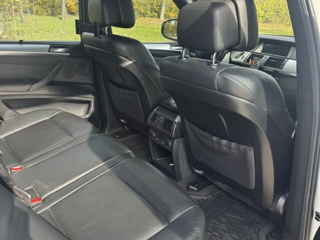 БМВ Х5 М 2011 у Херсоні на Automoto.ua Білий БМВ Х5 М, об'ємом двигуна 3 л та пробігом 239 тис. км за 18000 $, фото 9 на Automoto.ua