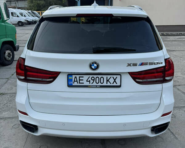 БМВ Х5 М 2014 в Днепре (Днепропетровске) на Automoto.ua Белый БМВ Х5 М, объемом двигателя 2.99 л и пробегом 120 тыс. км за 34000 $, фото 6 на Automoto.ua